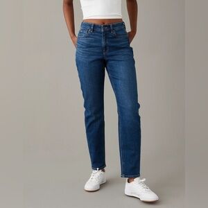 Women’s AMERICAN EAGLE stretch‎ mom Jeans size 4 regular